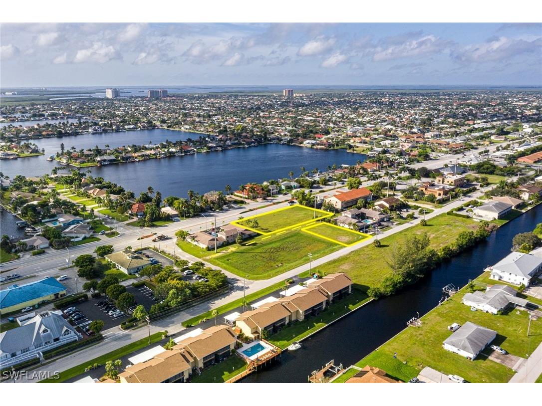 601 Cape Coral Parkway W Cape Coral FL 33914 220069547 image1