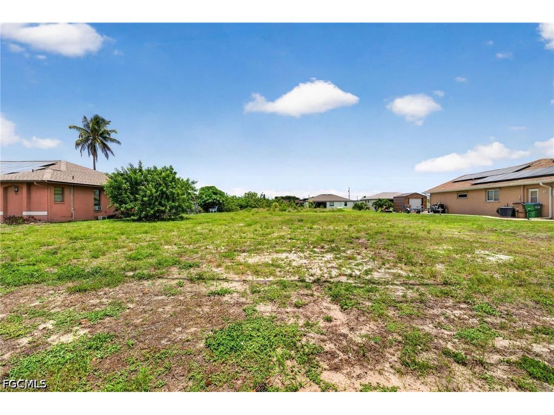 601 Gleason Parkway Cape Coral FL 33914 2026024734 image2
