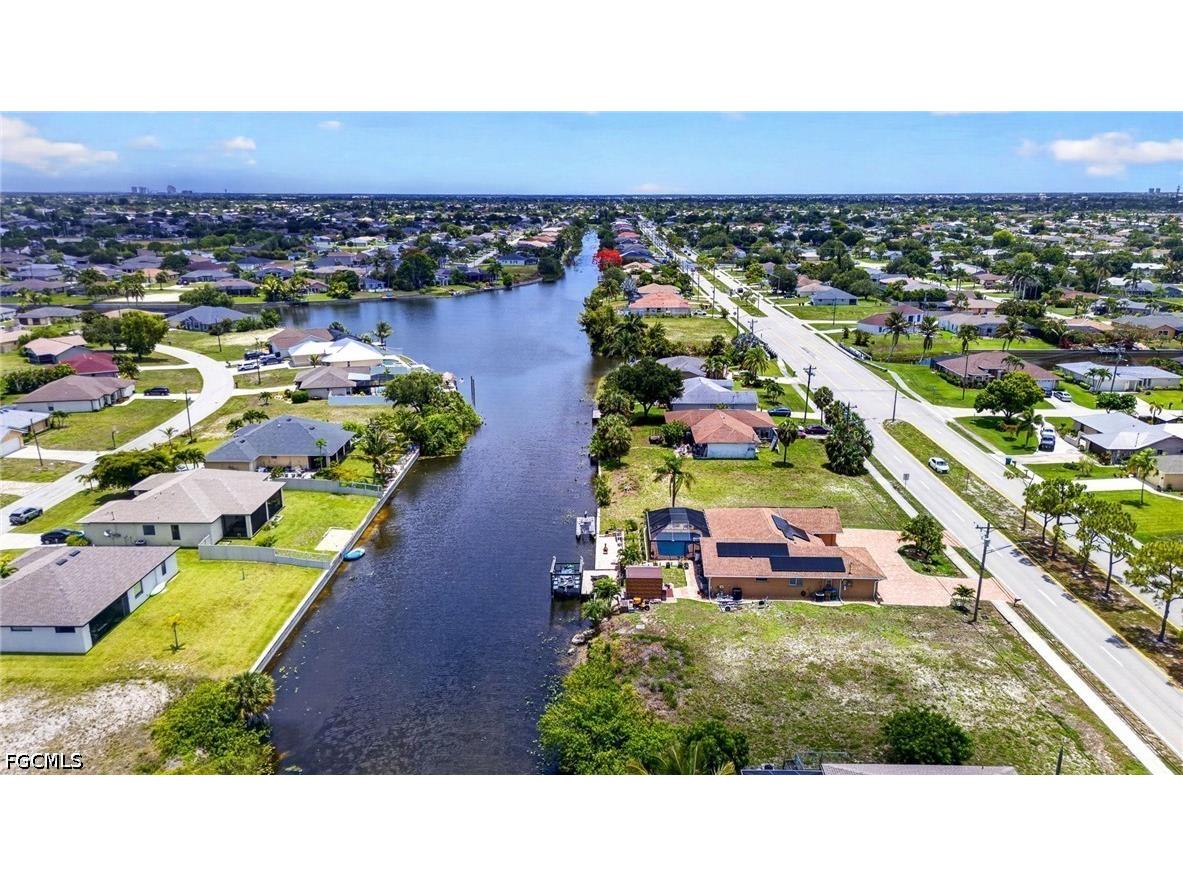 601 Gleason Parkway Cape Coral FL 33914 2026024734 image3
