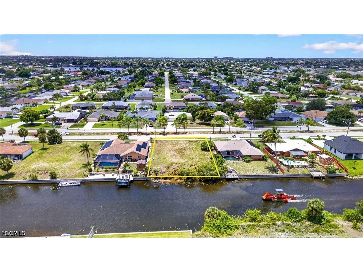 601 Gleason Parkway Cape Coral FL 33914 2026024734 image4