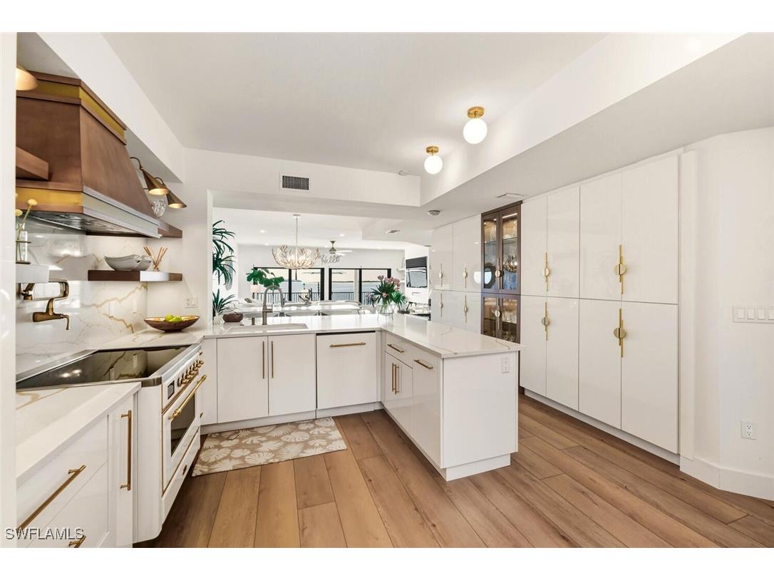 601 La Peninsula Boulevard #601 Naples FL 34113 225083991 image4