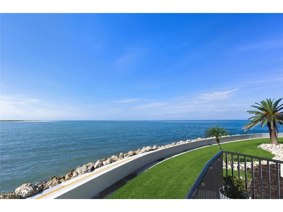 601 La Peninsula Boulevard #601 Naples FL 34113 225083991 image40