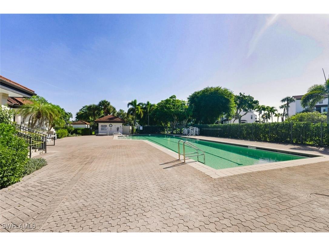 601 La Peninsula Boulevard #601 Naples FL 34113 225083991 image43