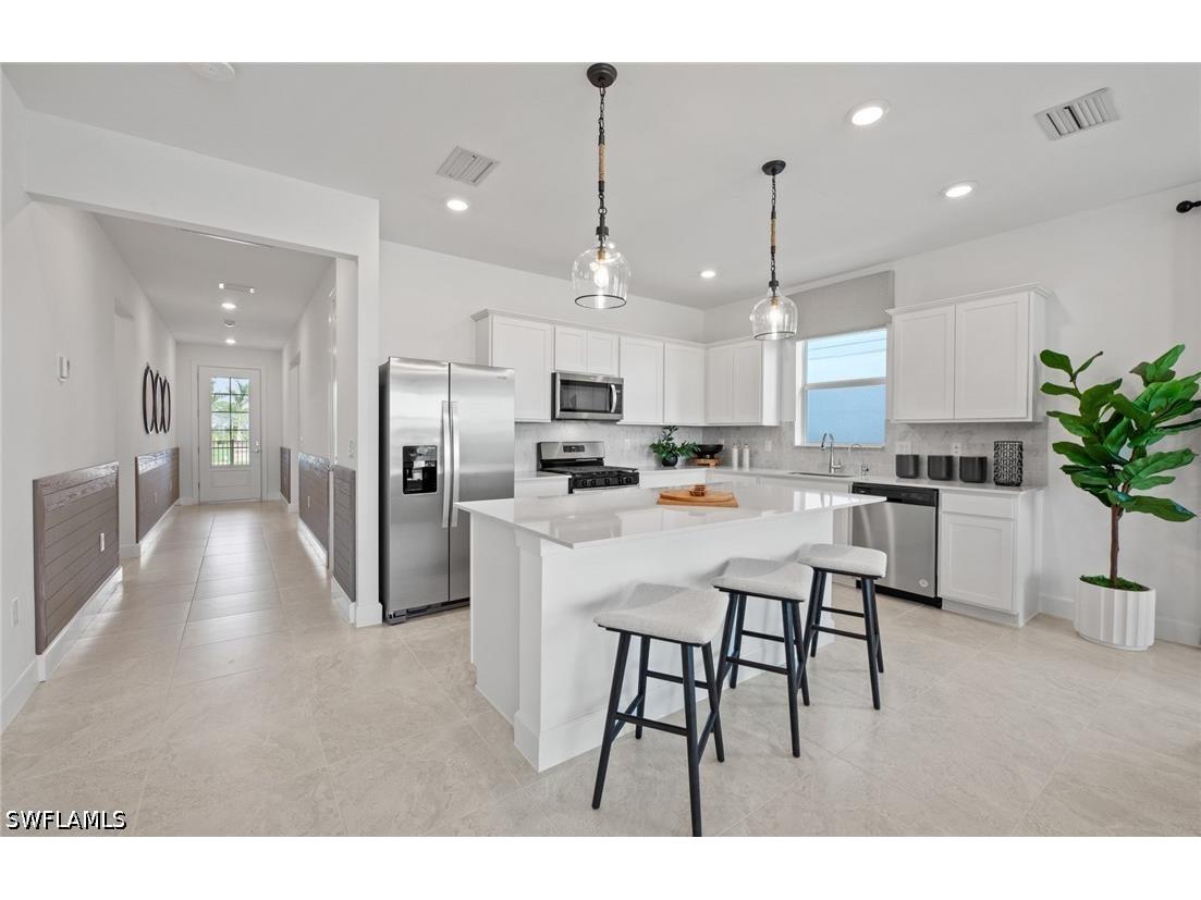 601 Oasis Lake Place Lehigh Acres FL 33936 226019432 image6