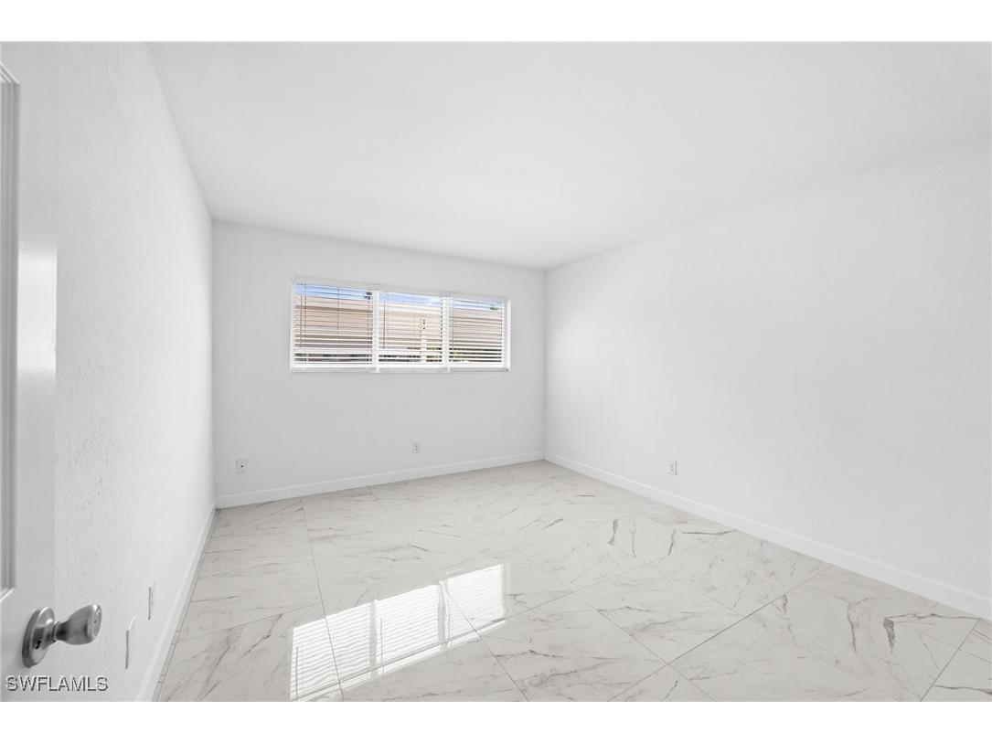 601 Periwinkle Way #D1 Sanibel FL 33957 225056660 image13