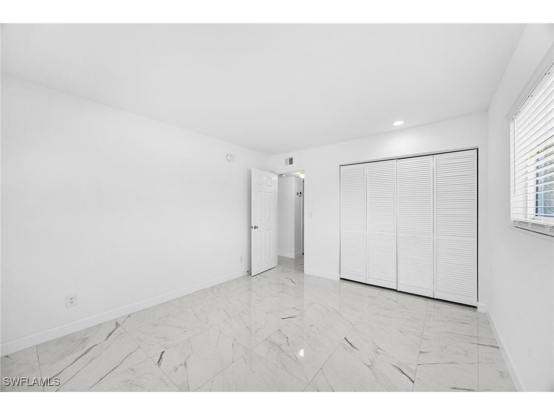 601 Periwinkle Way #D1 Sanibel FL 33957 225056660 image14