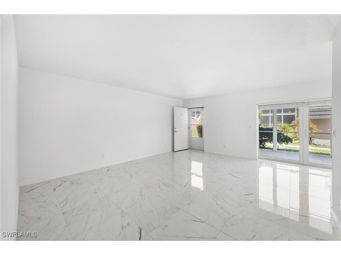 601 Periwinkle Way #D1 Sanibel FL 33957 225056660 image3