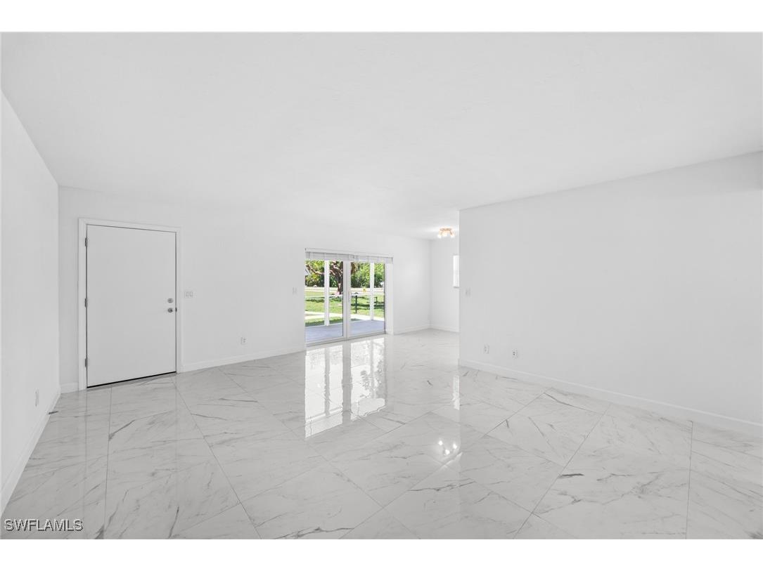 601 Periwinkle Way #D1 Sanibel FL 33957 225056660 image4