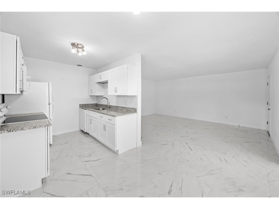 601 Periwinkle Way #D1 Sanibel FL 33957 225056660 image8