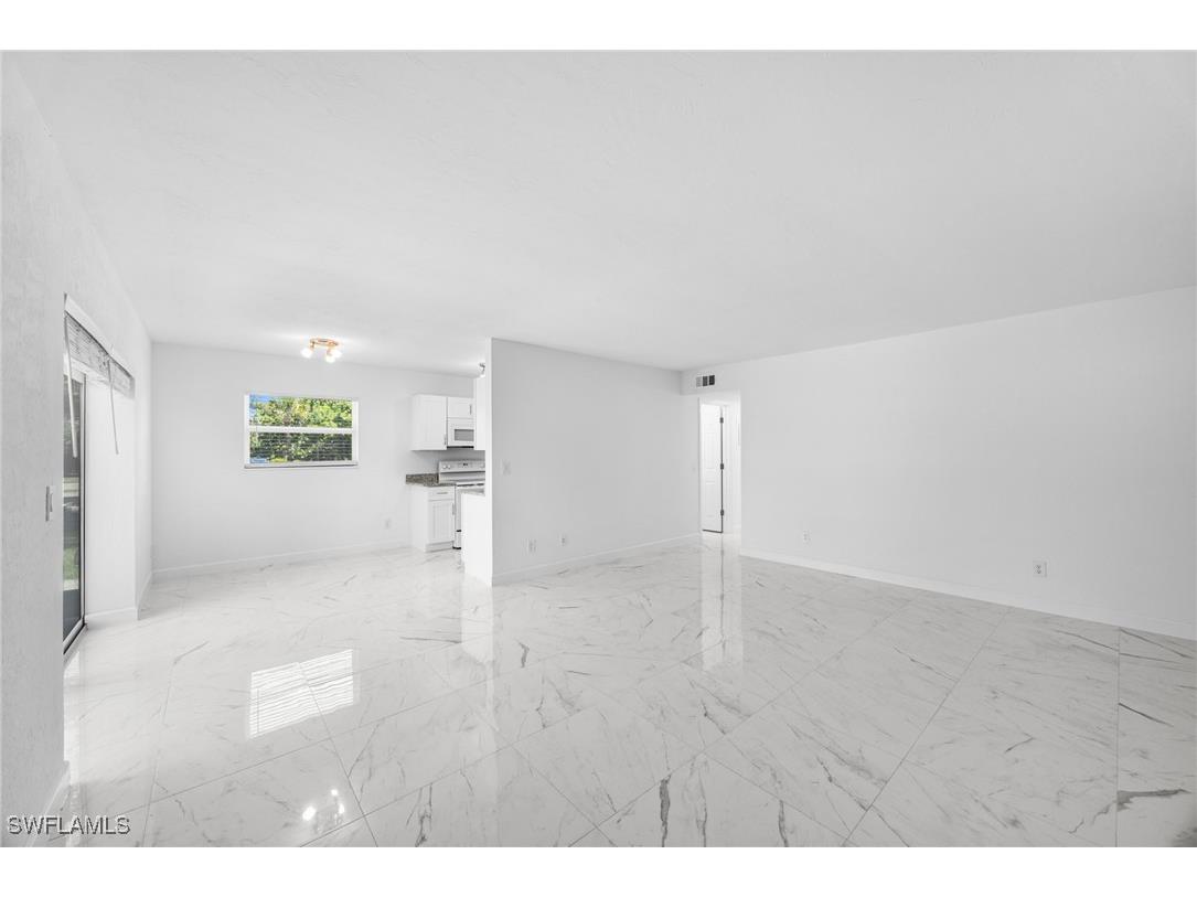 601 Periwinkle Way #D1 Sanibel FL 33957 225056660 image9