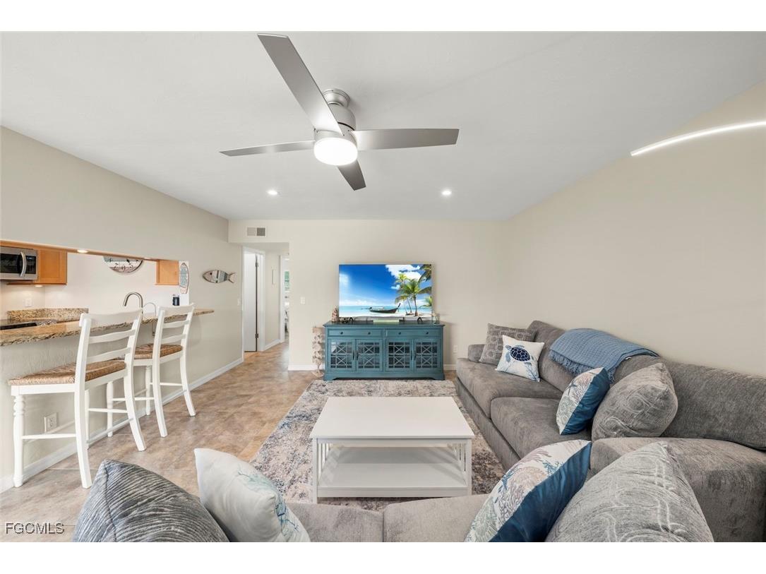 601 Periwinkle Way #D5 Sanibel FL 33957 2025022838 image19