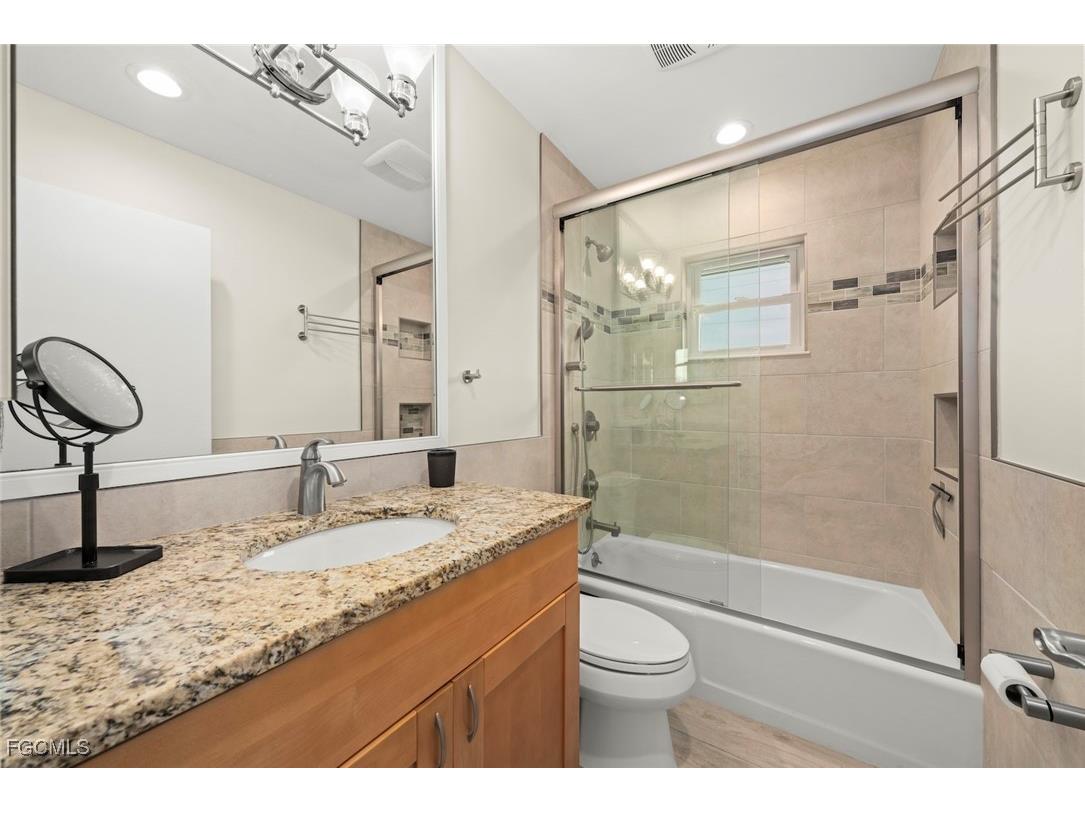 601 Periwinkle Way #D5 Sanibel FL 33957 2025022838 image29