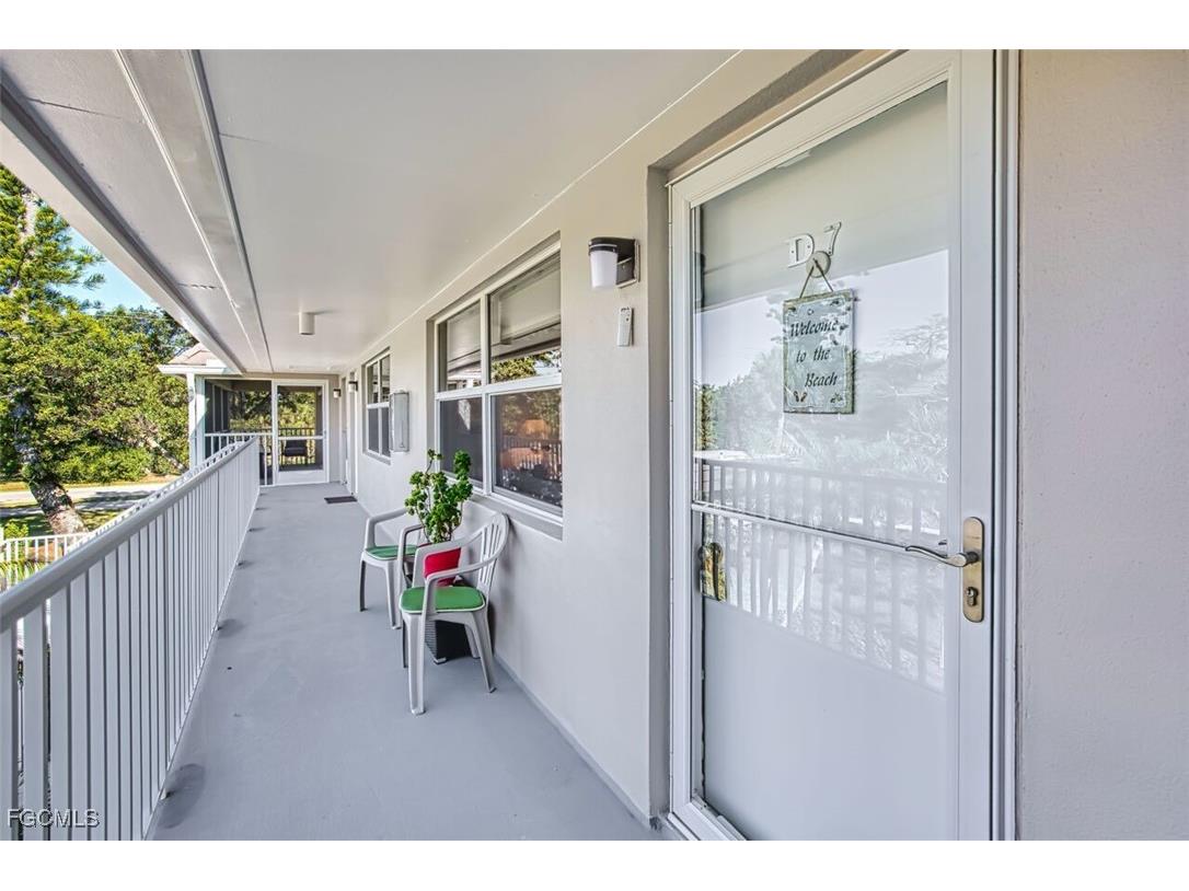 601 Periwinkle Way #D7 Sanibel FL 33957 2026005678 image10