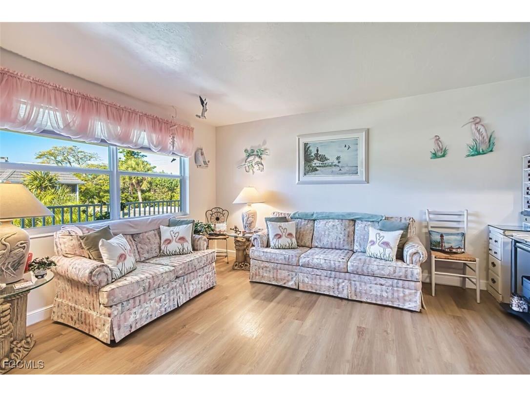 601 Periwinkle Way #D7 Sanibel FL 33957 2026005678 image14