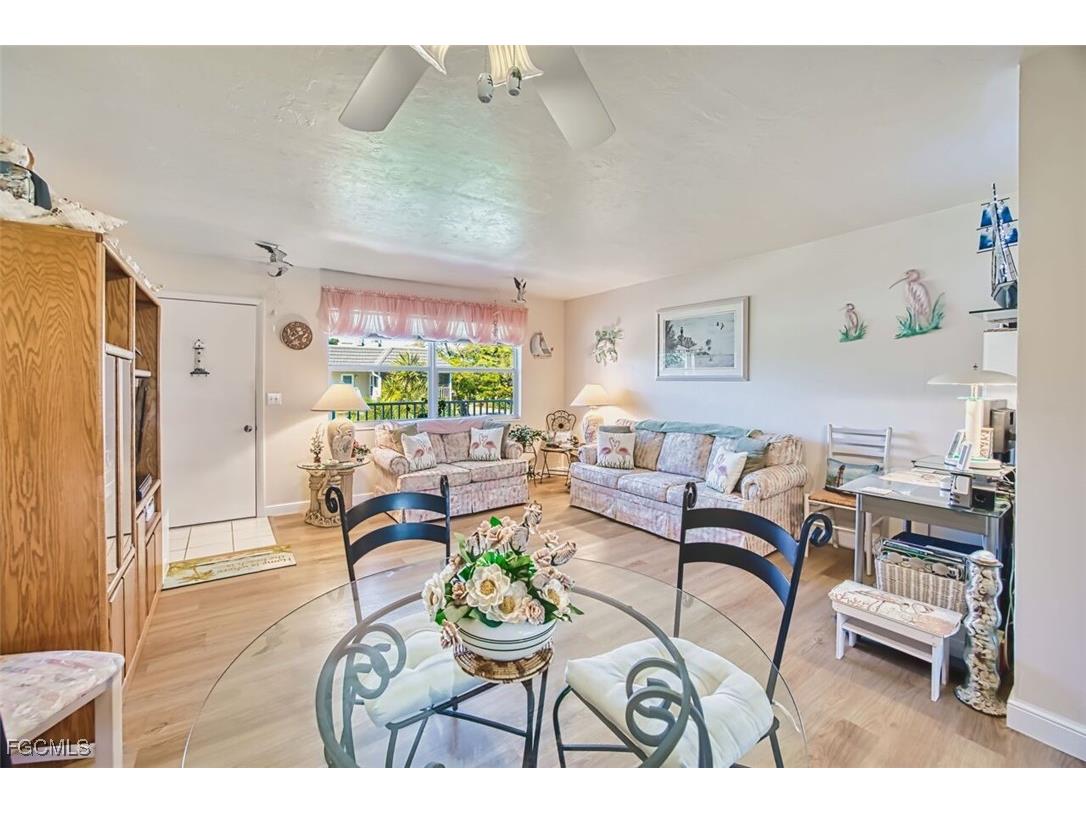 601 Periwinkle Way #D7 Sanibel FL 33957 2026005678 image16