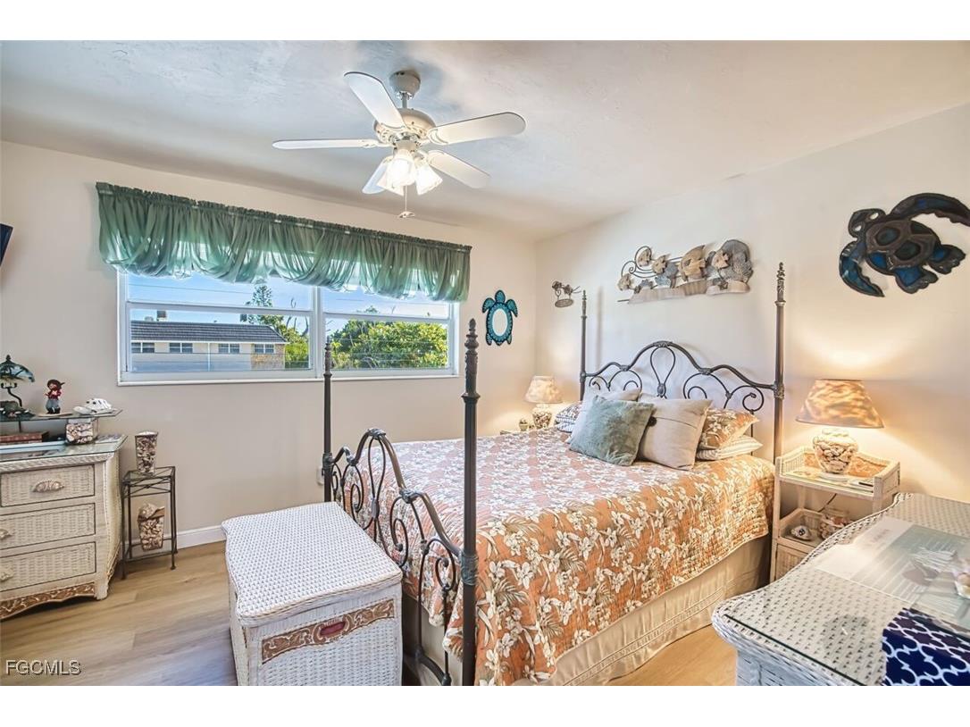 601 Periwinkle Way #D7 Sanibel FL 33957 2026005678 image21