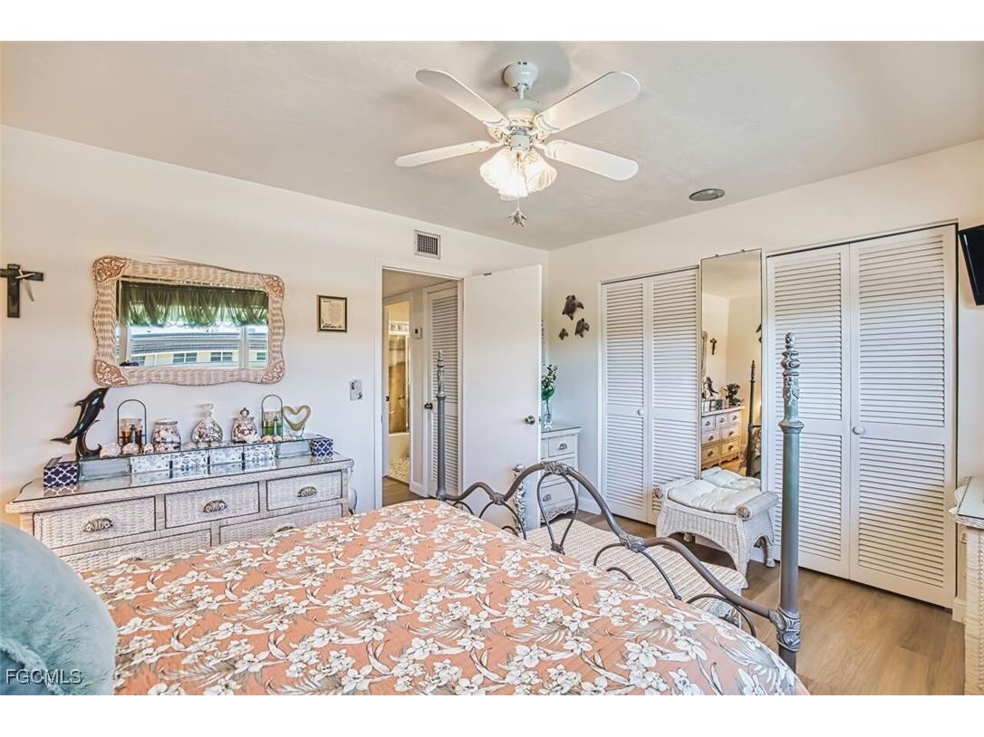 601 Periwinkle Way #D7 Sanibel FL 33957 2026005678 image23