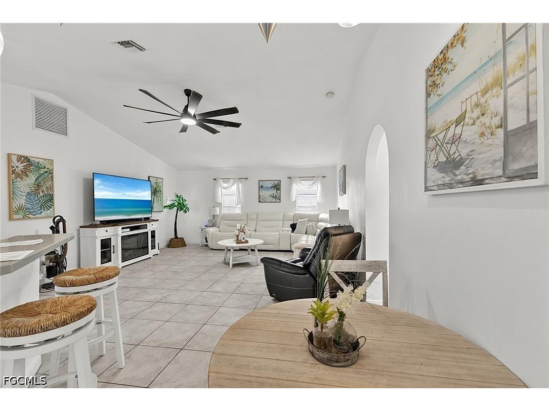 601 SE 19th Street Cape Coral FL 33990 2026027326 image12