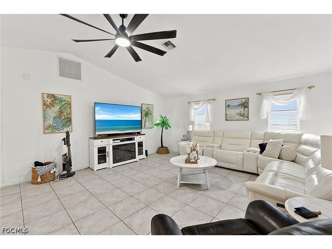 601 SE 19th Street Cape Coral FL 33990 2026027326 image13