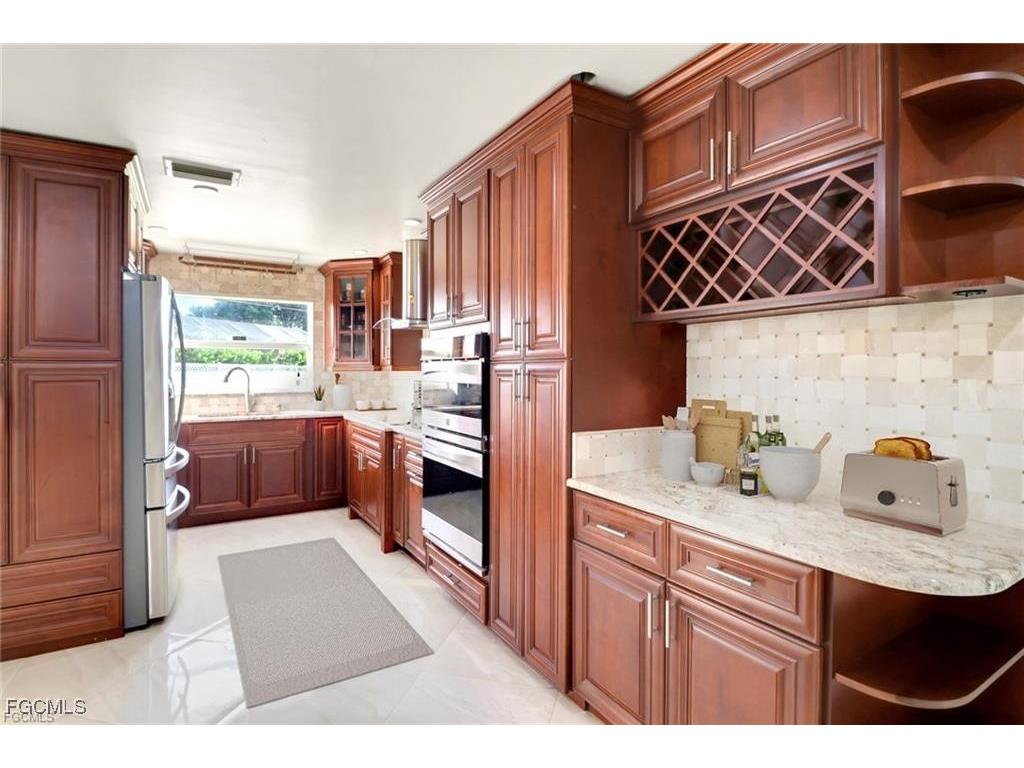 601 SE 31st Street Cape Coral FL 33904 2026004225 image19