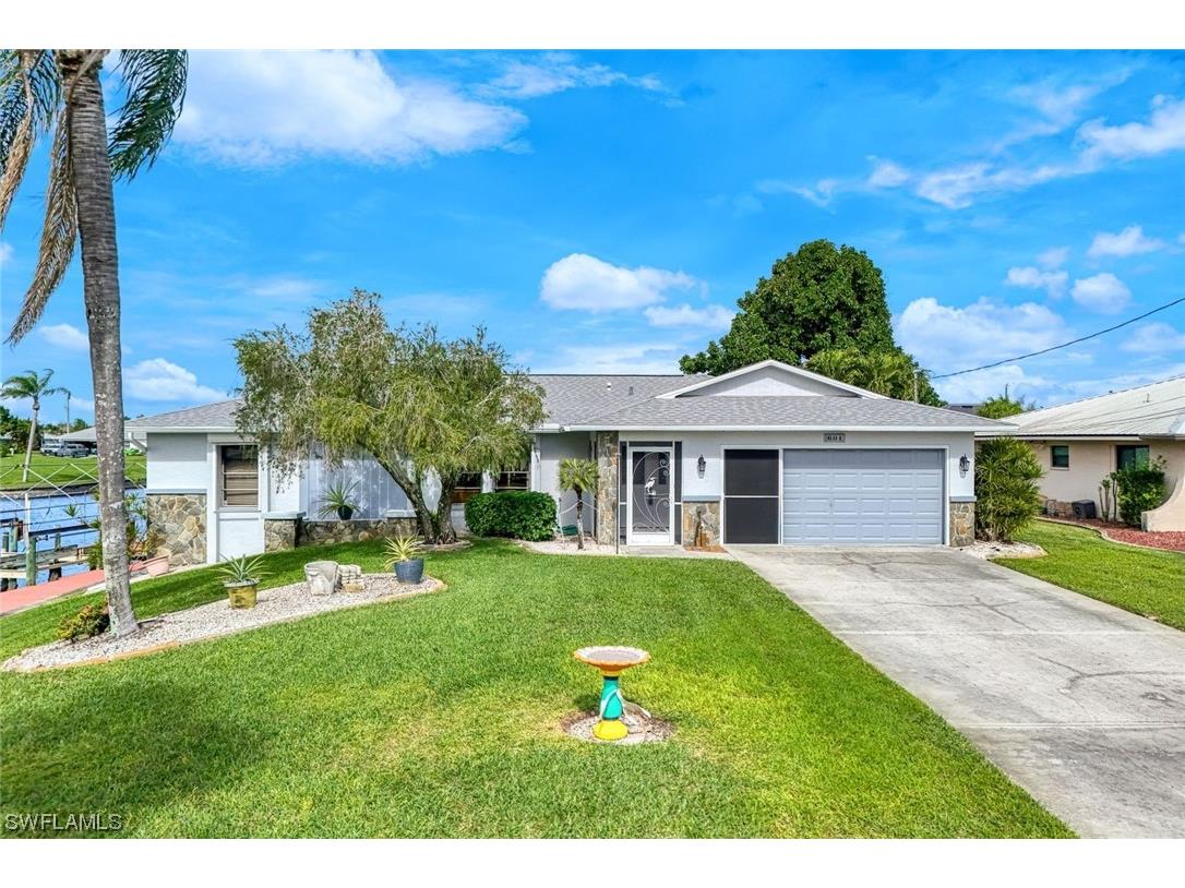601 SE 33rd Terrace Cape Coral FL 33904 224008194 image1