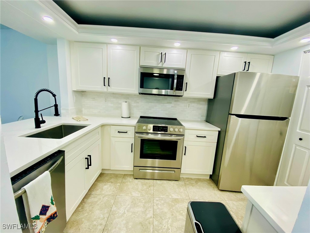 601 Seaview Court #C-208 Marco Island FL 34145 225069309 image4