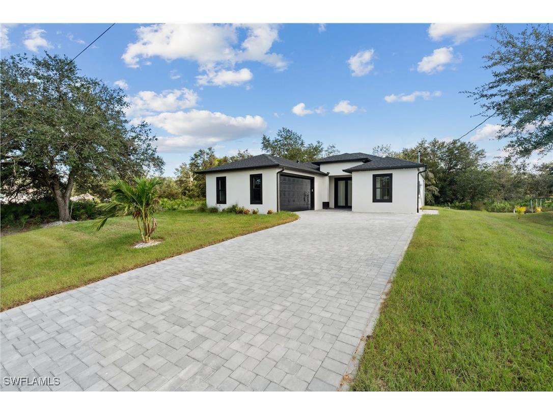 6010 Beth Avenue N Lehigh Acres FL 33971 224086906 image1