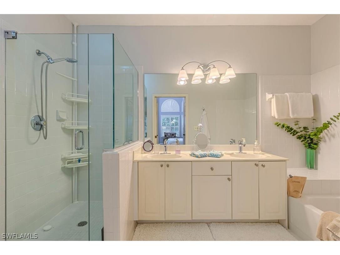 6010 Chardonnay Lane #303 Naples FL 34119 226011613 image11