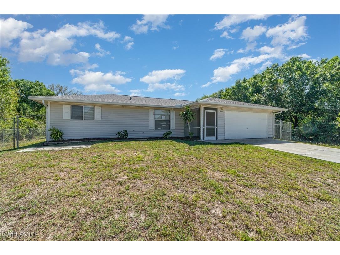 6010 Latimer Avenue Fort Myers FL 33905 225030507 image1