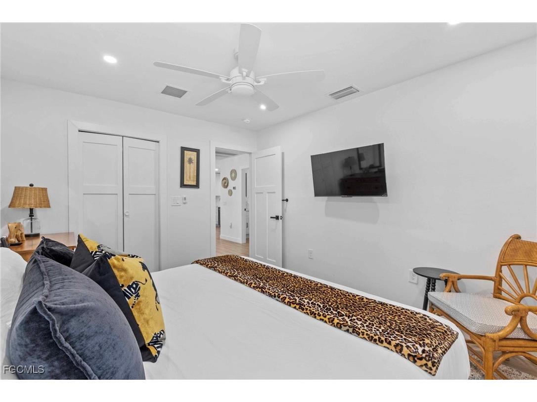 6011 Fountain Way Fort Myers FL 33919 2025009012 image19