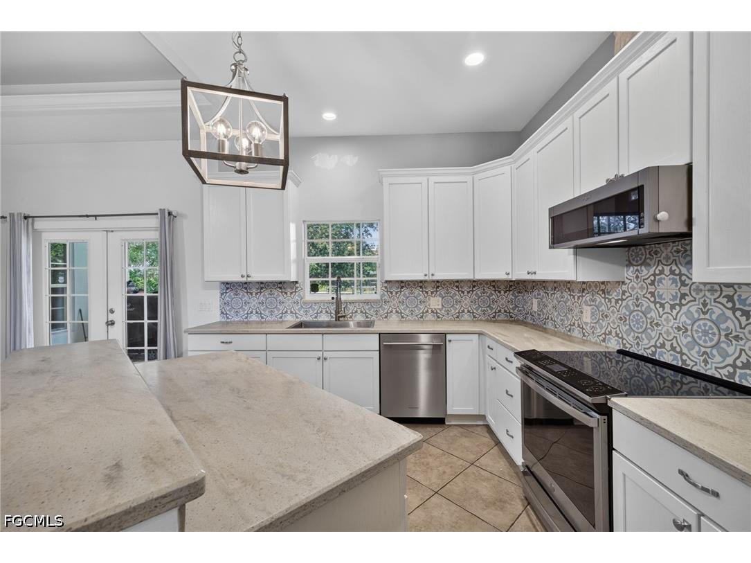 6011 Jadestone Avenue Fort Myers FL 33905 2026024501 image11
