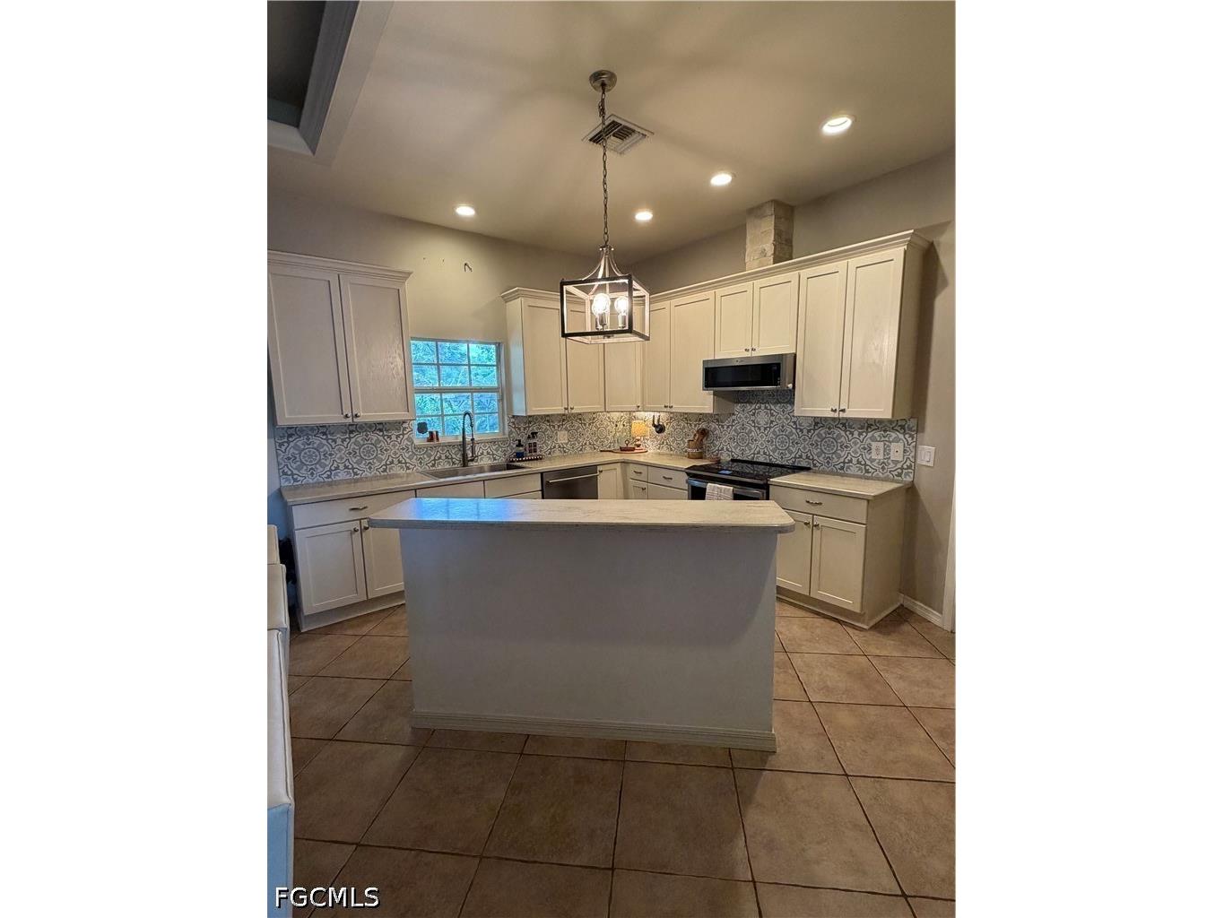 6011 Jadestone Avenue Fort Myers FL 33905 2026024501 image13