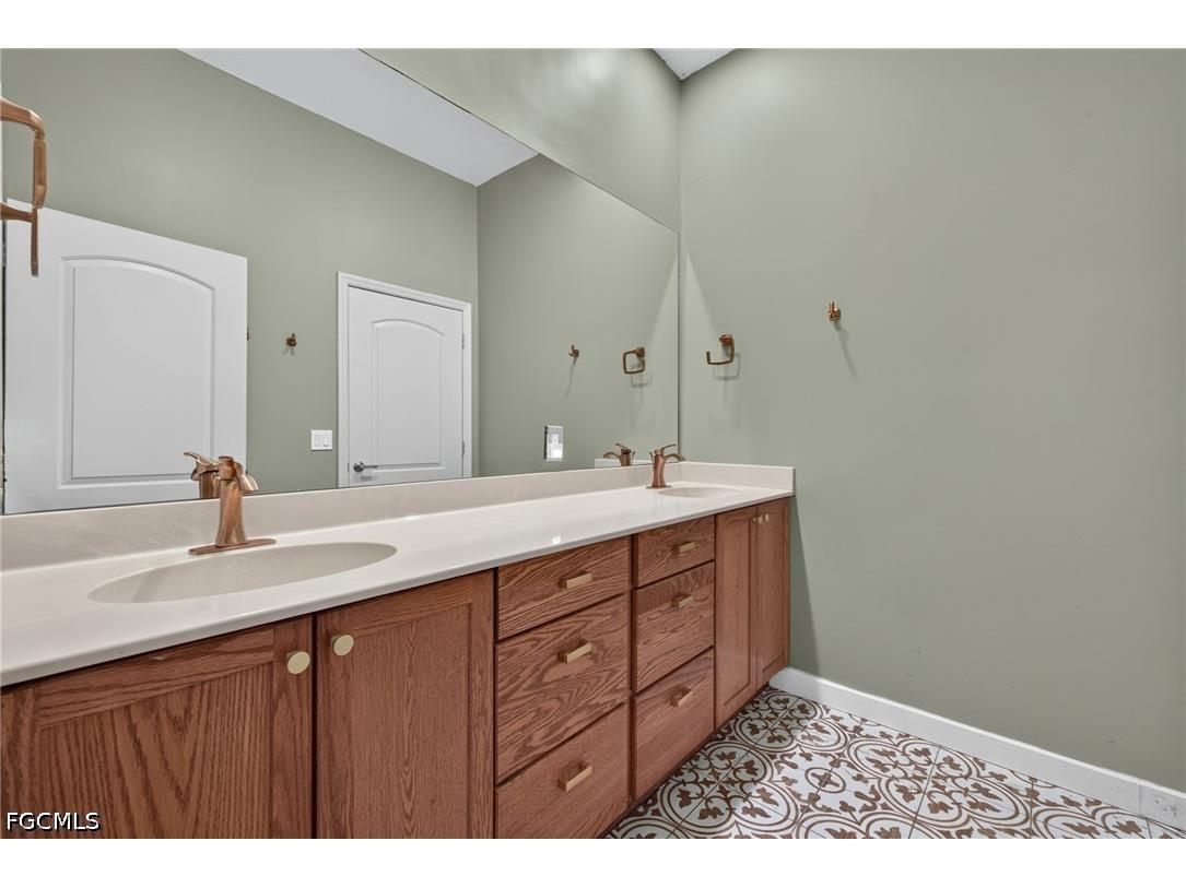 6011 Jadestone Avenue Fort Myers FL 33905 2026024501 image30