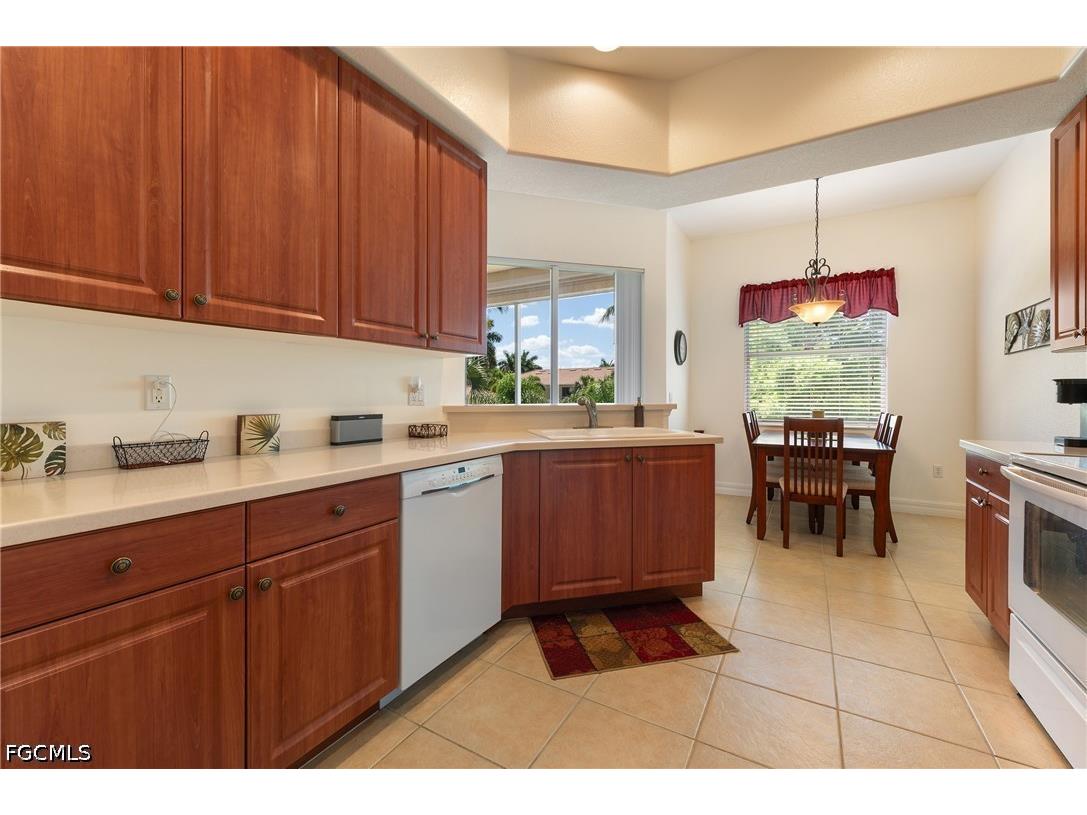 6011 Jonathans Bay Circle #402 Fort Myers FL 33908 2026018937 image11