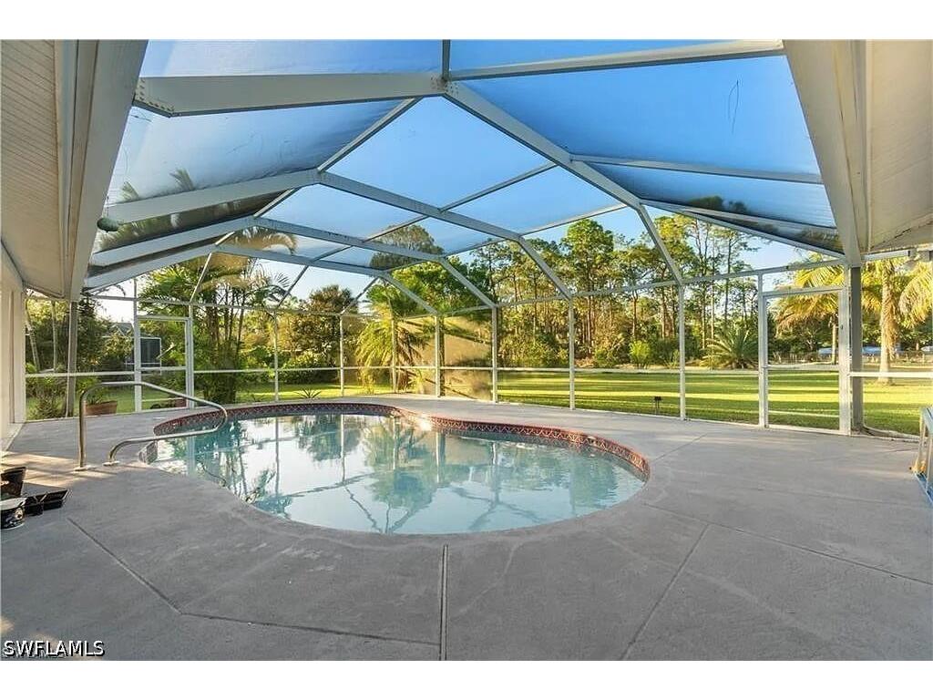 6011 Sea Grass Lane Naples FL 34116 226019113 image6