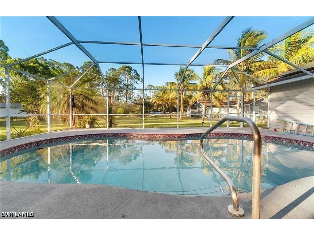 6011 Sea Grass Lane Naples FL 34116 226019113 image7
