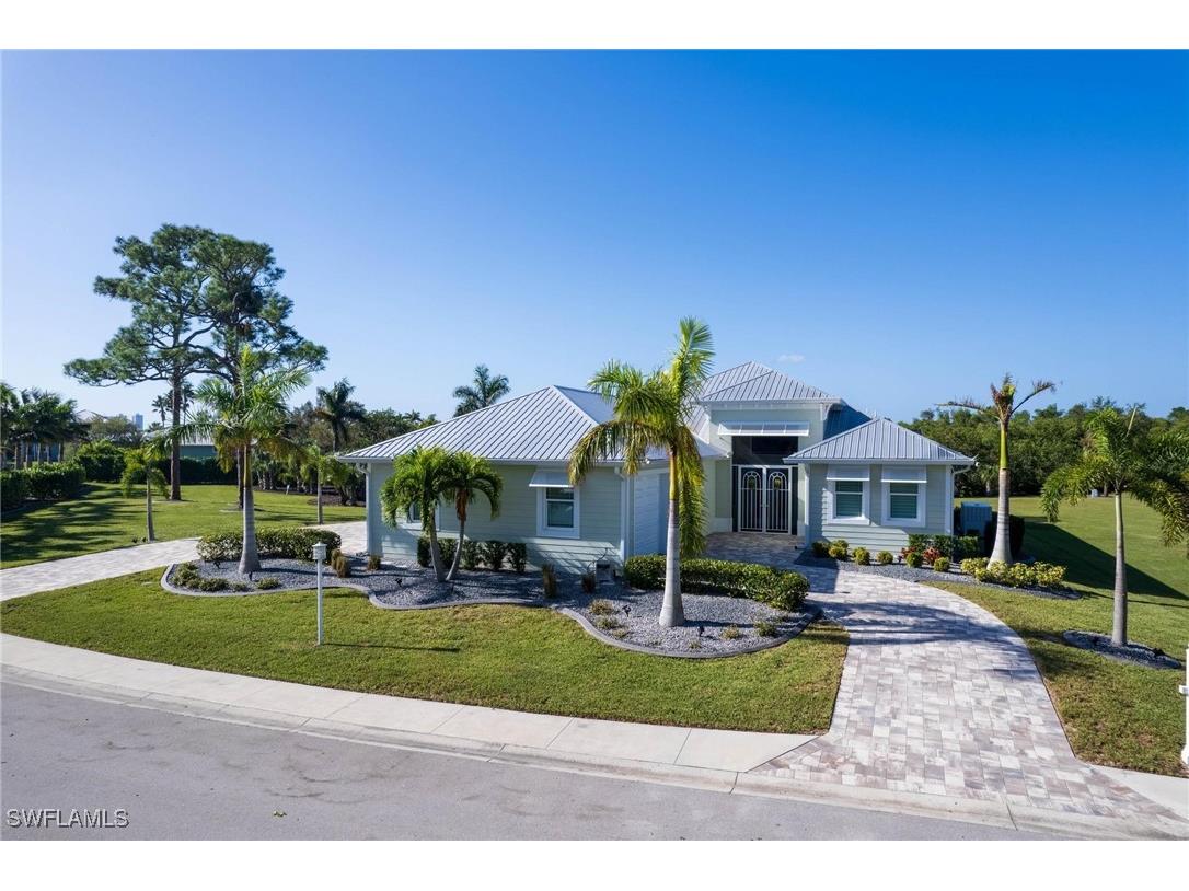 6012 Eagle Watch Court North Fort Myers FL 33917 224086465 image1
