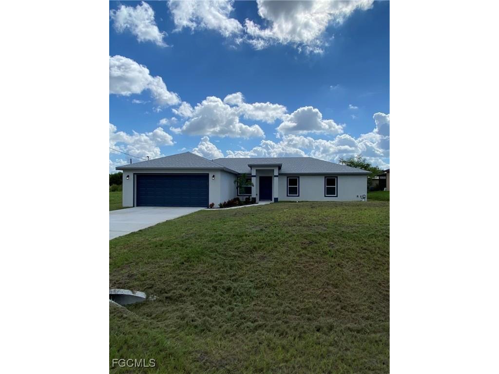 6012 Hanna Avenue N Lehigh Acres FL 33971 2025006755 image1