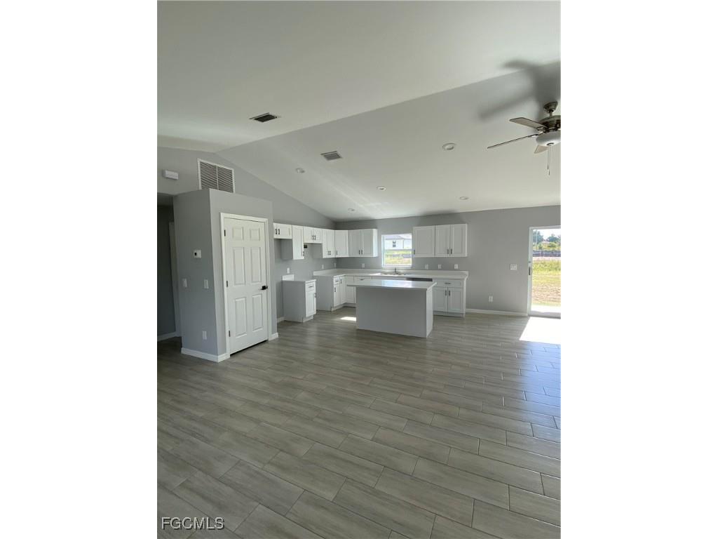 6012 Hanna Avenue N Lehigh Acres FL 33971 2025006755 image2