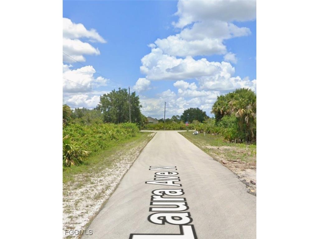 6012 Laura Avenue N Lehigh Acres FL 33971 2025017238 image3