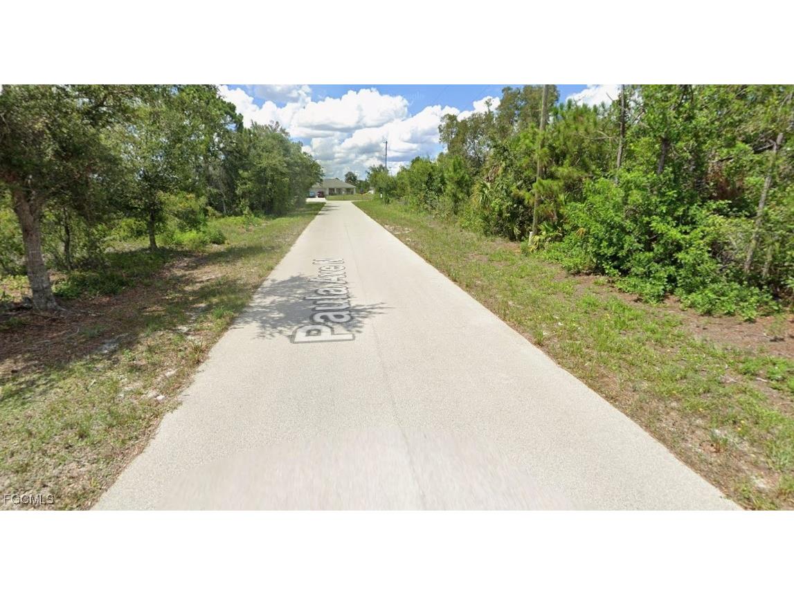 6014 Paula Avenue N Lehigh Acres FL 33971 2025024017 image3