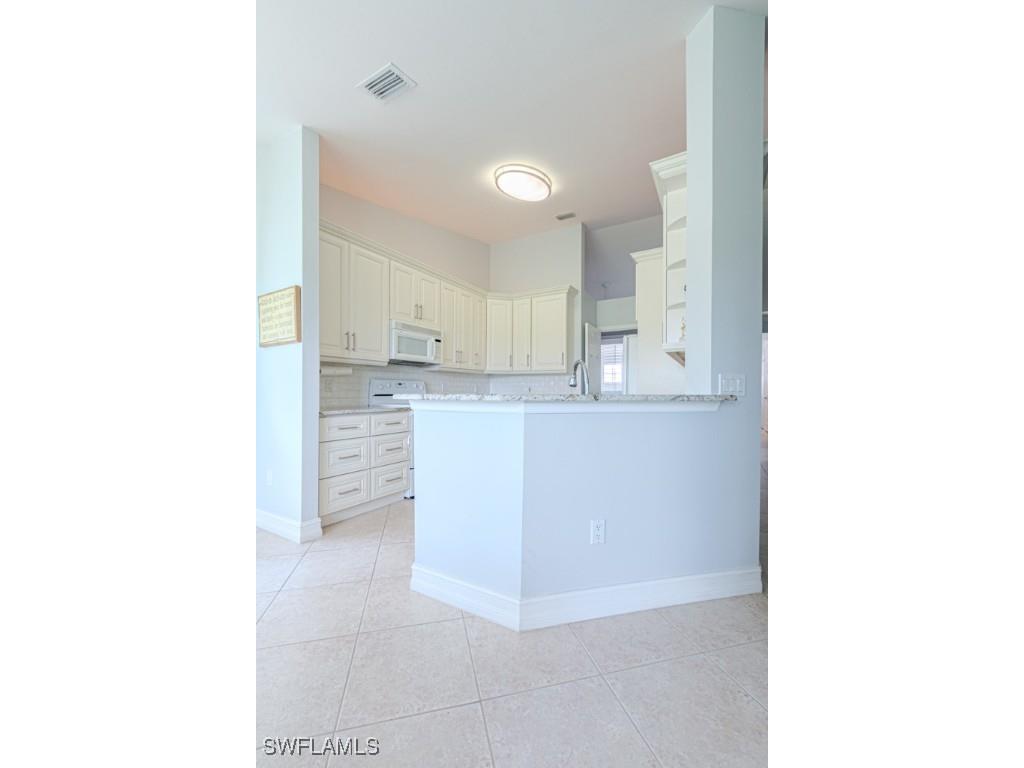 6015 Pinnacle Lane #5 Naples FL 34110 225060657 image9