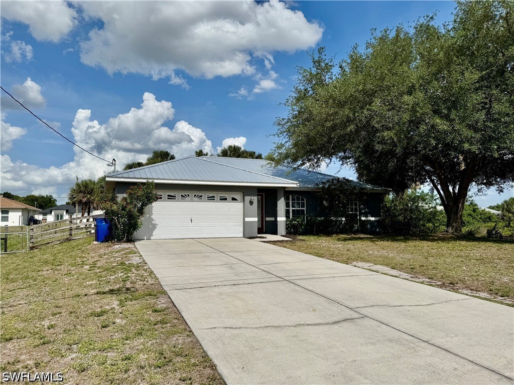 6016 Lindbrook Avenue Fort Myers FL 33905 226021012 image3