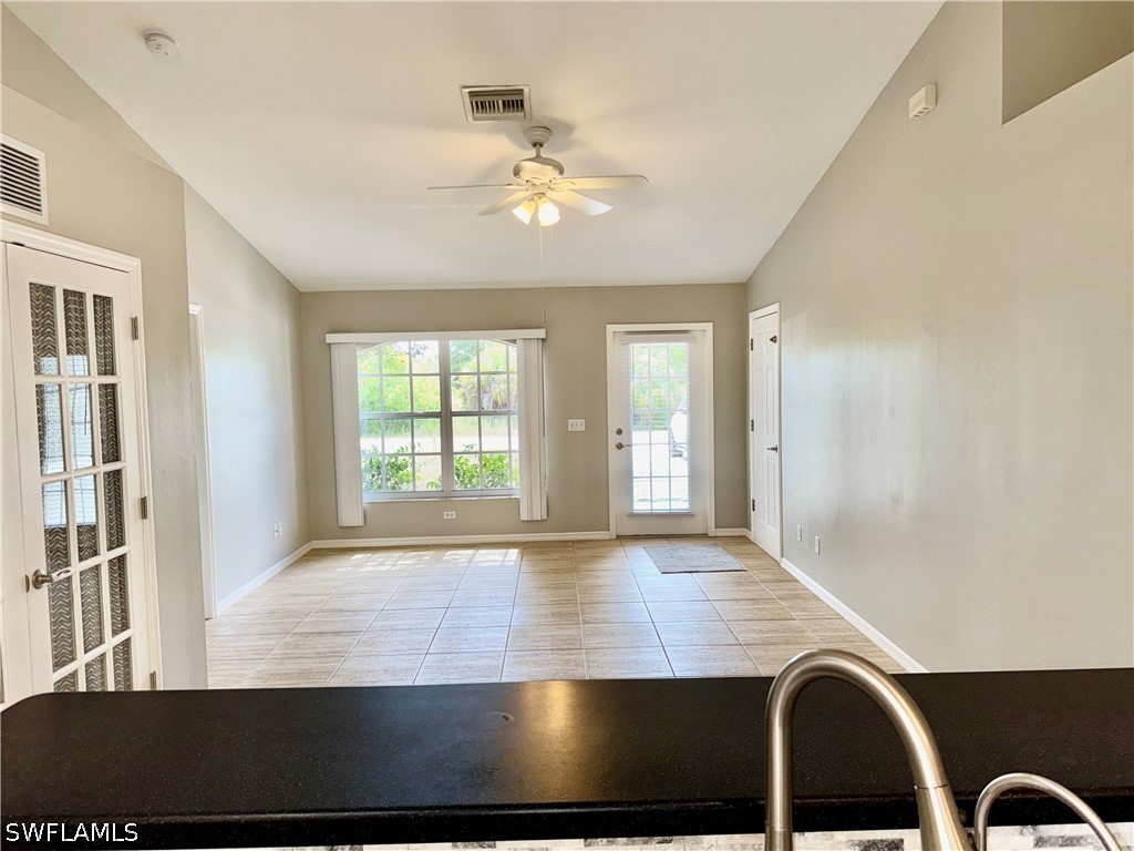 6016 Lindbrook Avenue Fort Myers FL 33905 226021012 image8