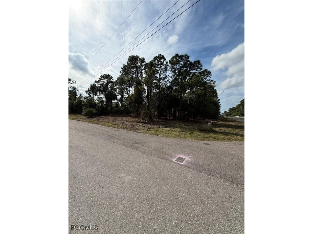 6017 Rita Avenue N Lehigh Acres FL 33971 2025020351 image4