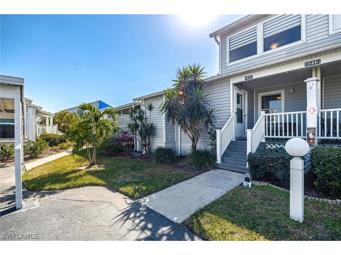 6018 Timberwood Circle #216 Fort Myers FL 33908 223010391 image1