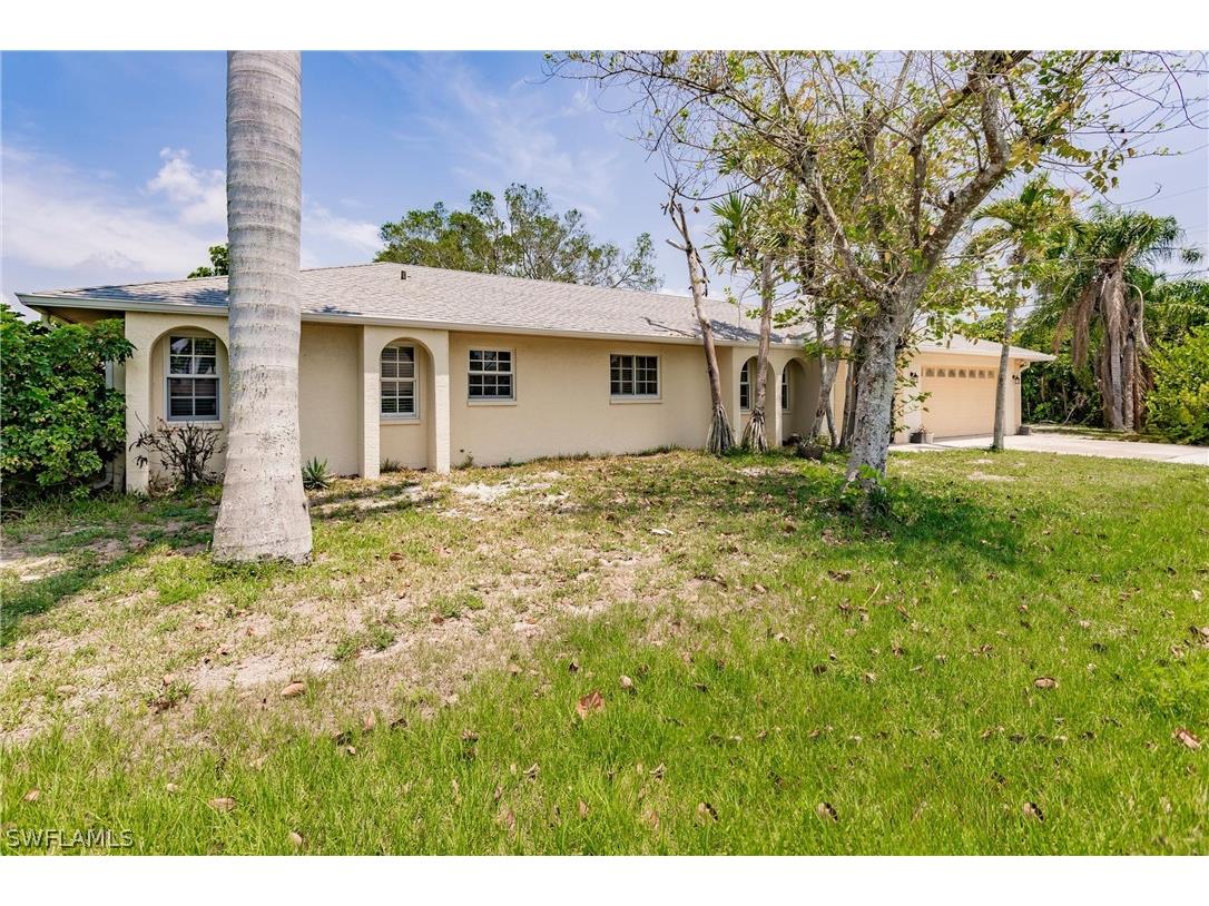 602 105th Avenue N Naples FL 34108 224043794 image1