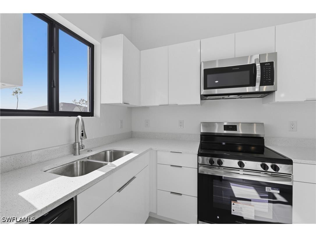 602 NW 25th Terrace Cape Coral FL 33993 226016908 image10