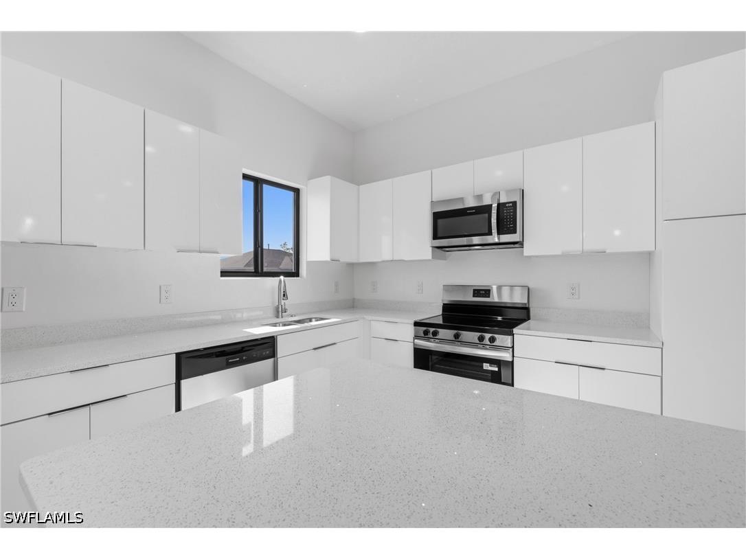 602 NW 25th Terrace Cape Coral FL 33993 226016908 image9