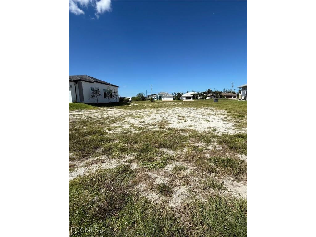 602 NW 38th Avenue Cape Coral FL 33993 2025014053 image2